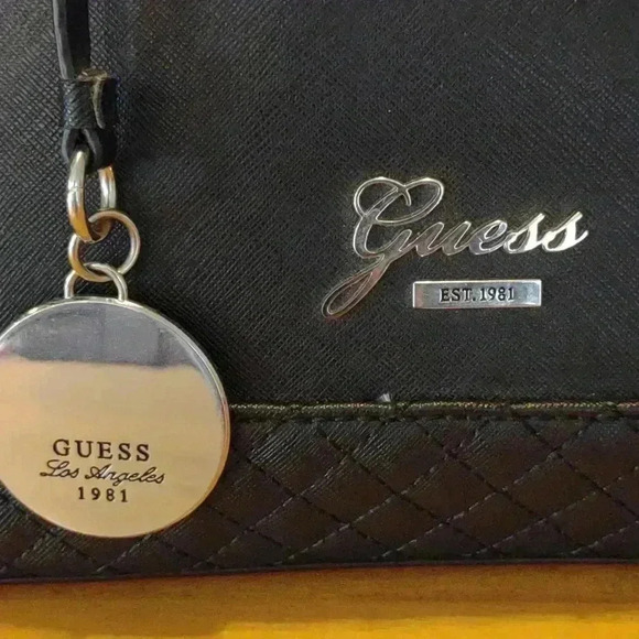 Guess large black 2 handle handbag - Picture 2 of 8